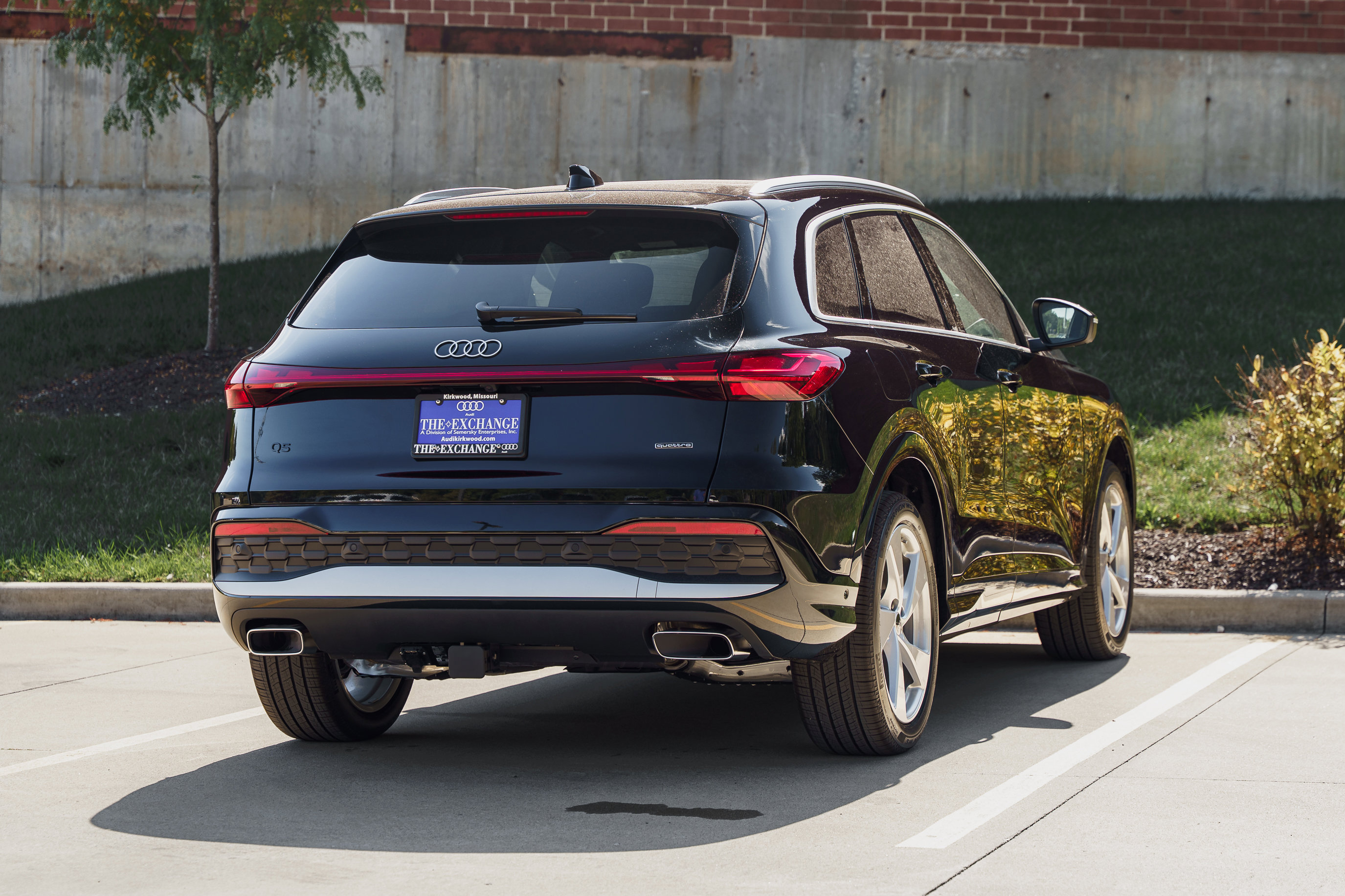 2025 Audi Q5 Premium Prestige photo 2