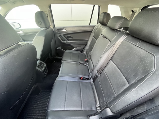 2020 Volkswagen Tiguan SE photo 3
