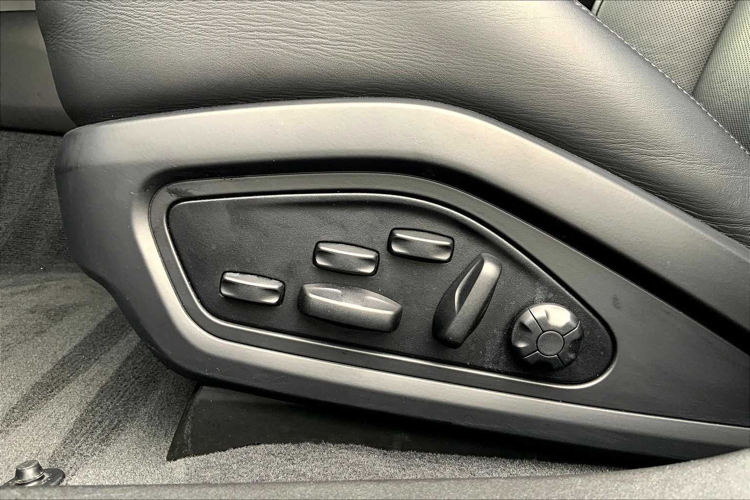 2022 Porsche Taycan GTS photo 27