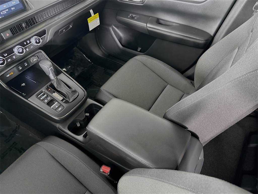 2026 Honda CR-V LX photo 4