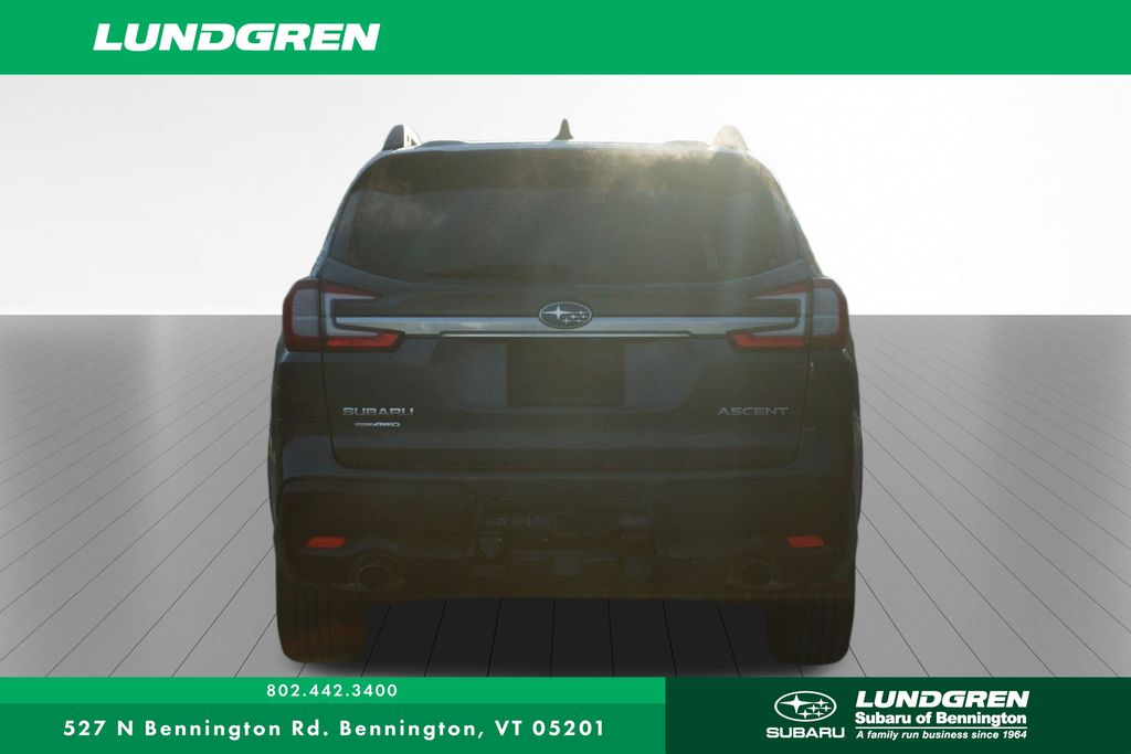 2024 Subaru Ascent Premium photo 3