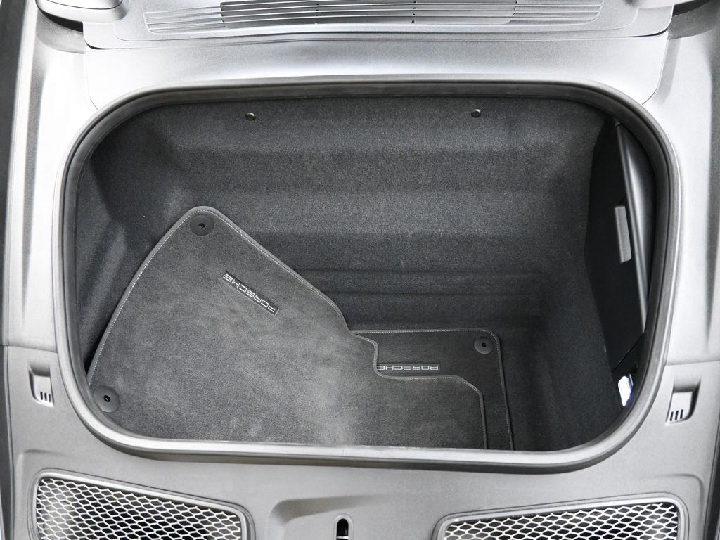 2023 Porsche 911 GT3 photo 10