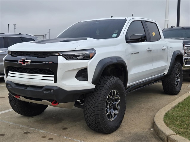 2023 Chevrolet Colorado ZR2's photo