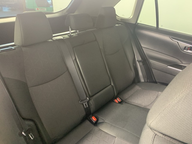 2024 Toyota RAV4 XLE photo 29