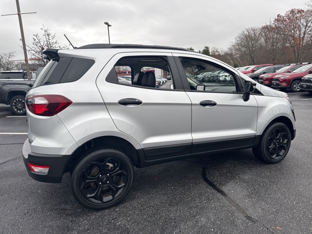 2022 Ford EcoSport SES photo 3
