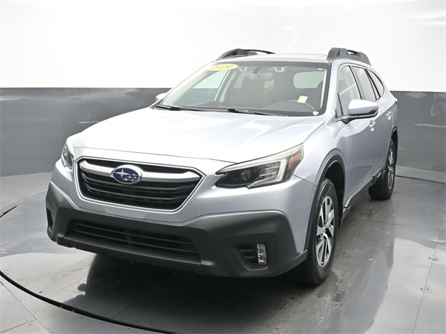 2020 Subaru Outback Premium's photo