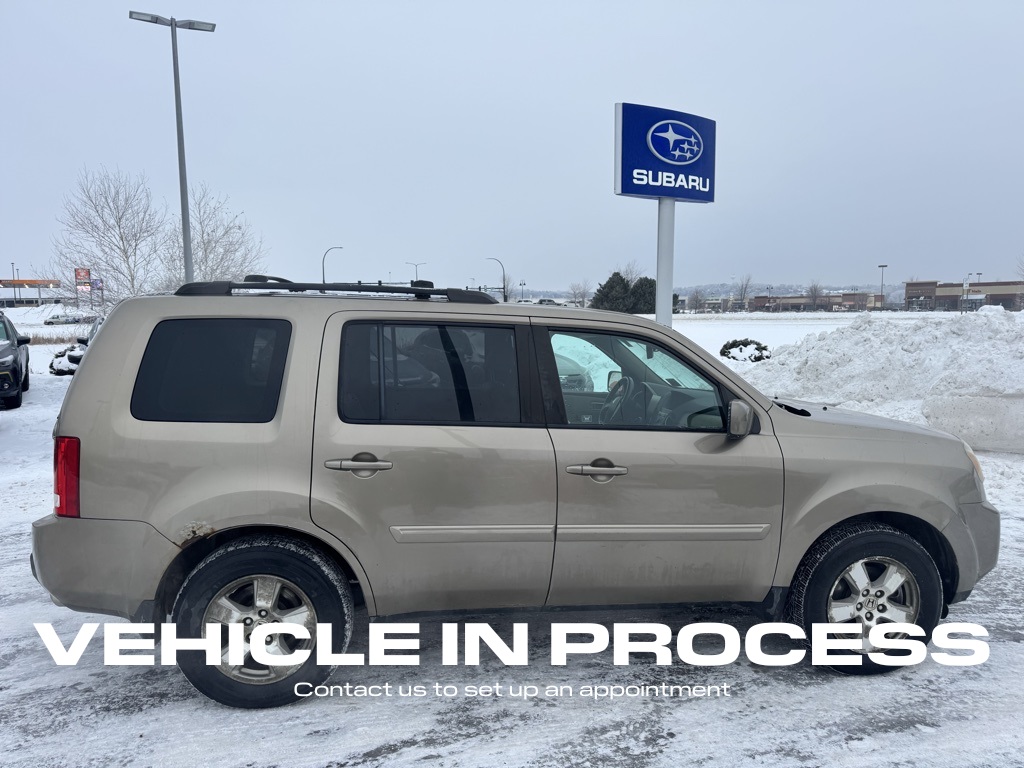 Used 2011 Honda Pilot EX-L with VIN 5FNYF4H59BB026030 for sale in Rochester, Minnesota