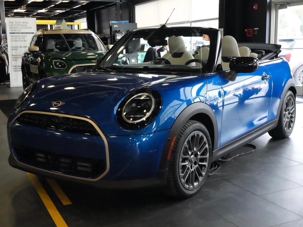 2026 MINI Convertible Base's photo