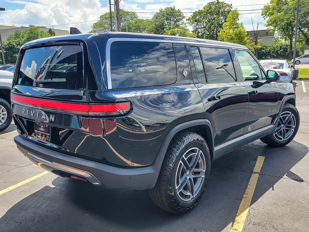 2025 RIVIAN R1S - Image 6