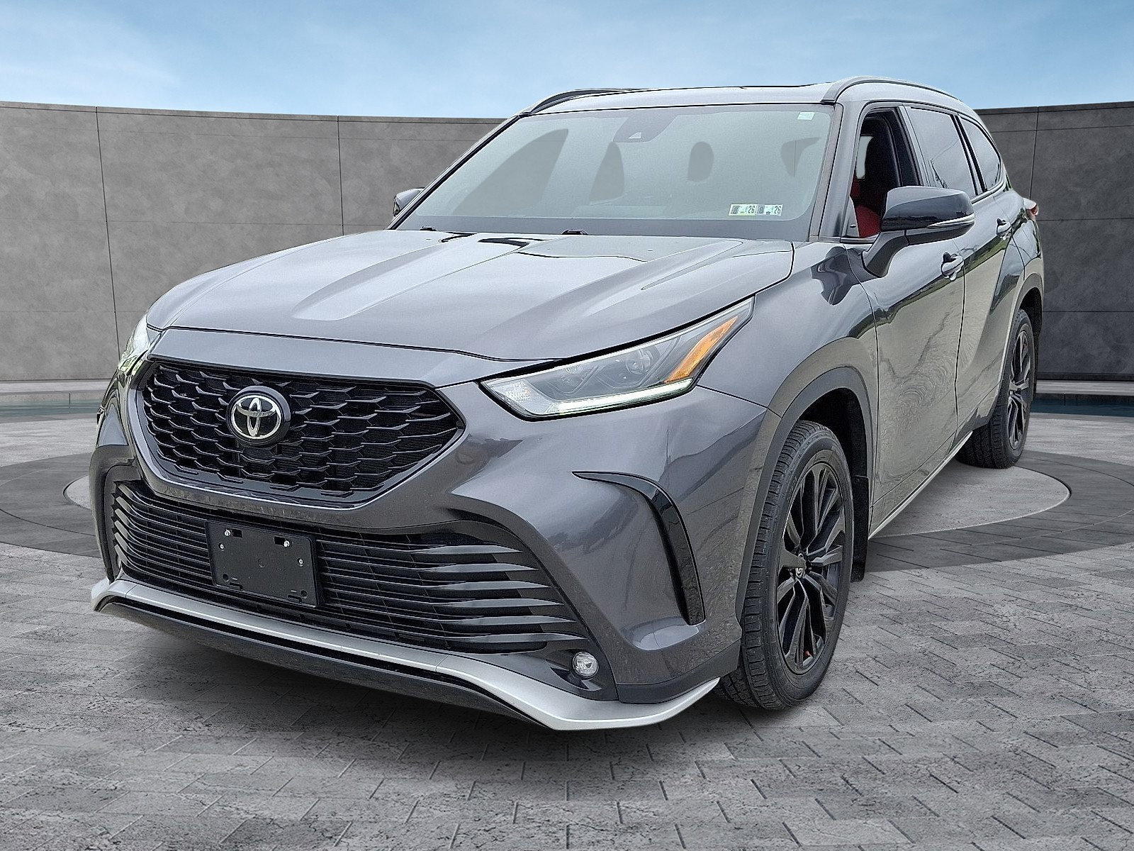 2023 Toyota Highlander XSE photo 4