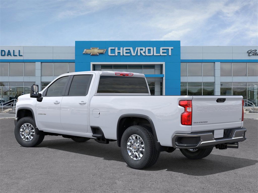2025 Chevrolet Silverado 3500HD LT photo 3