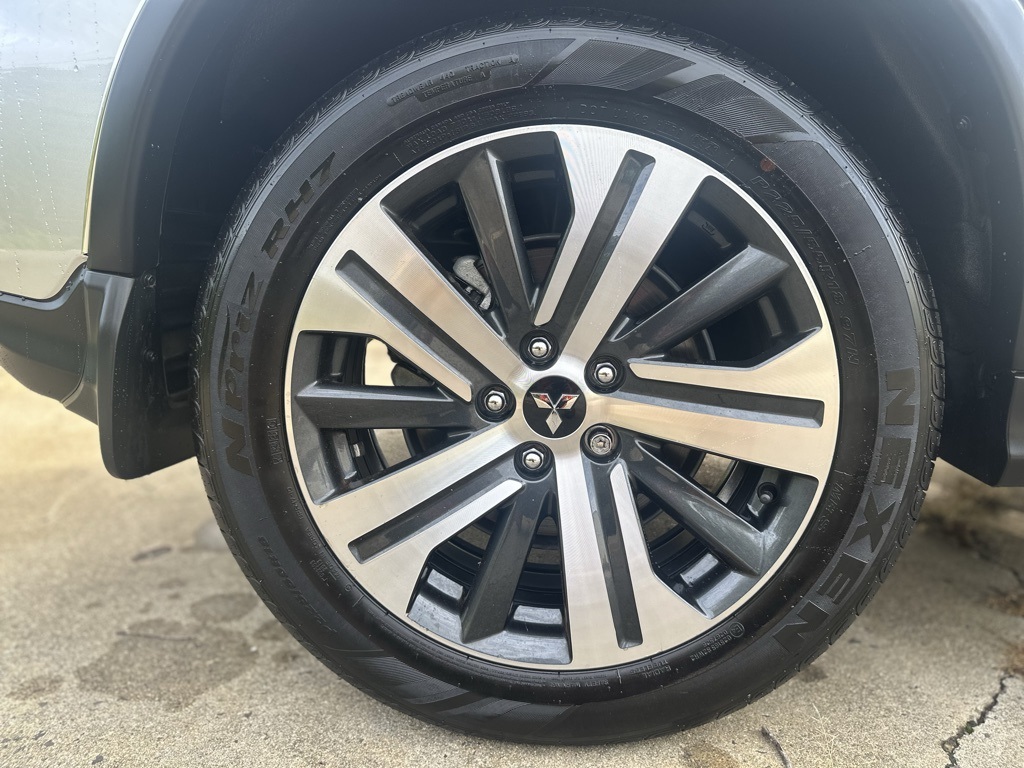 2023 Mitsubishi Outlander Sport ES photo 10