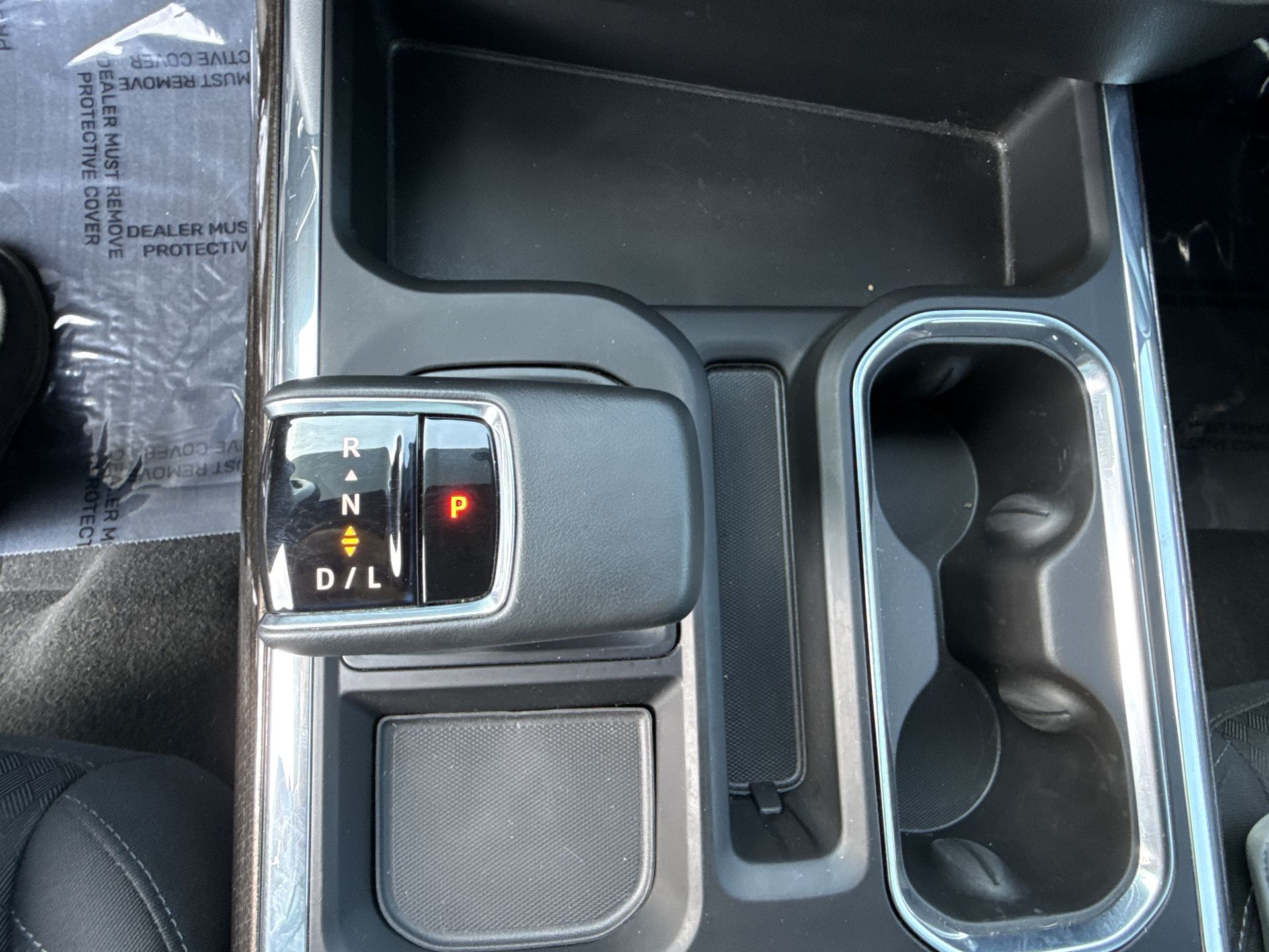 2023 Chevrolet Silverado 1500 RST photo 11