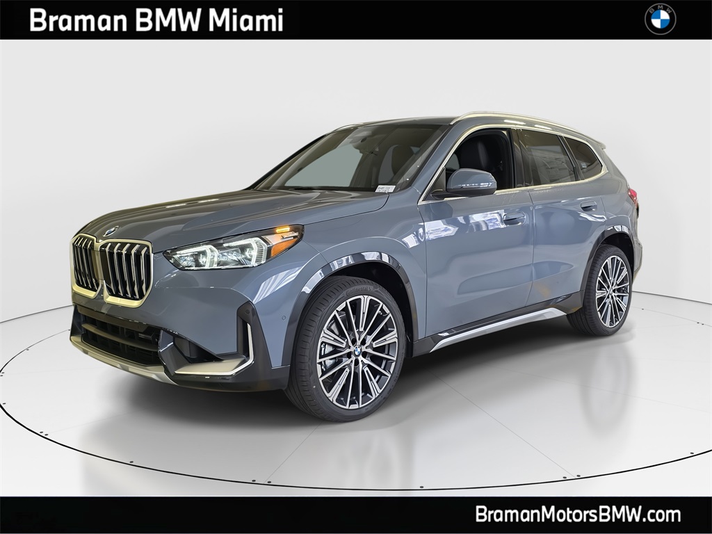 2026 BMW X1 28i's photo