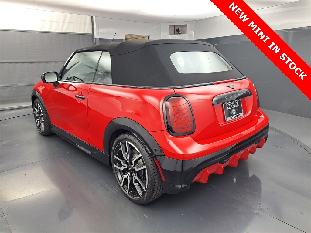 2026 Mini Cooper Convertible Iconic photo 5