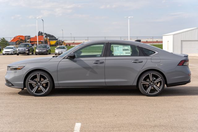 2025 Honda Accord Hybrid Sport photo 4