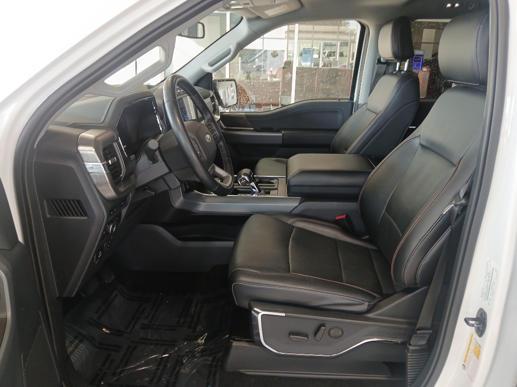 2022 Ford F-150 Lariat photo 11