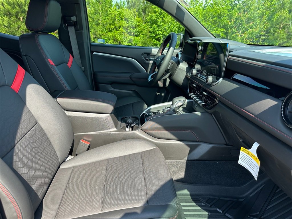 2025 Chevrolet Colorado Z71 photo 19