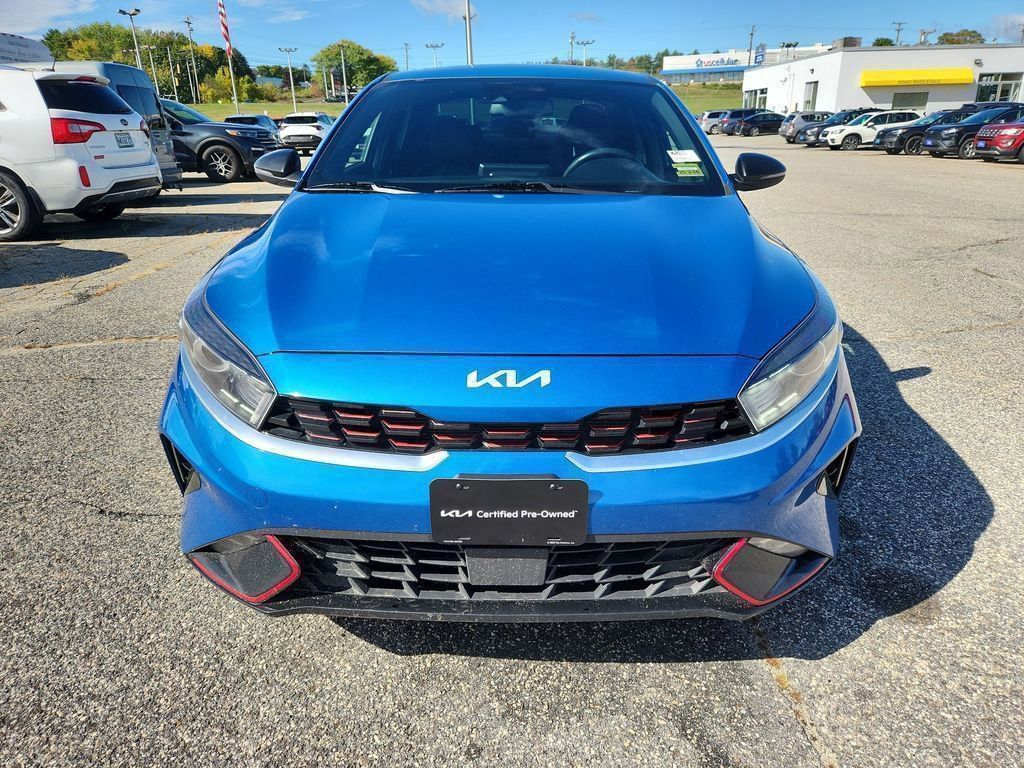 2023 Kia Forte GT-Line photo 2