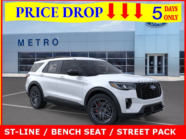 2025 Ford Explorer ST-LINE's photo