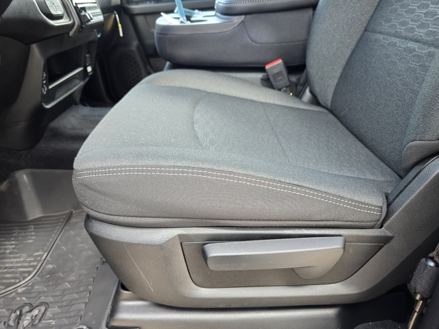 2026 Ram 2500 Tradesman photo 19