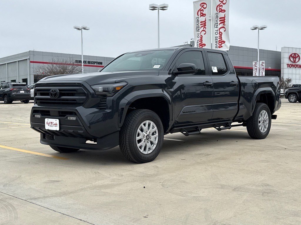 2025 Toyota Tacoma SR5's photo