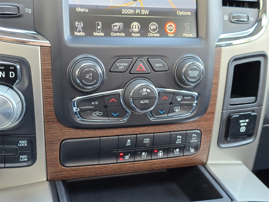 2015 Ram 1500 Laramie photo 15