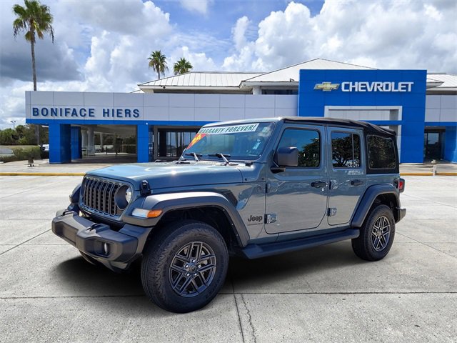 2024 Jeep Wrangler Sport S photo 3