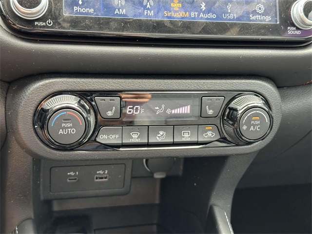 2023 Nissan Kicks SR photo 21