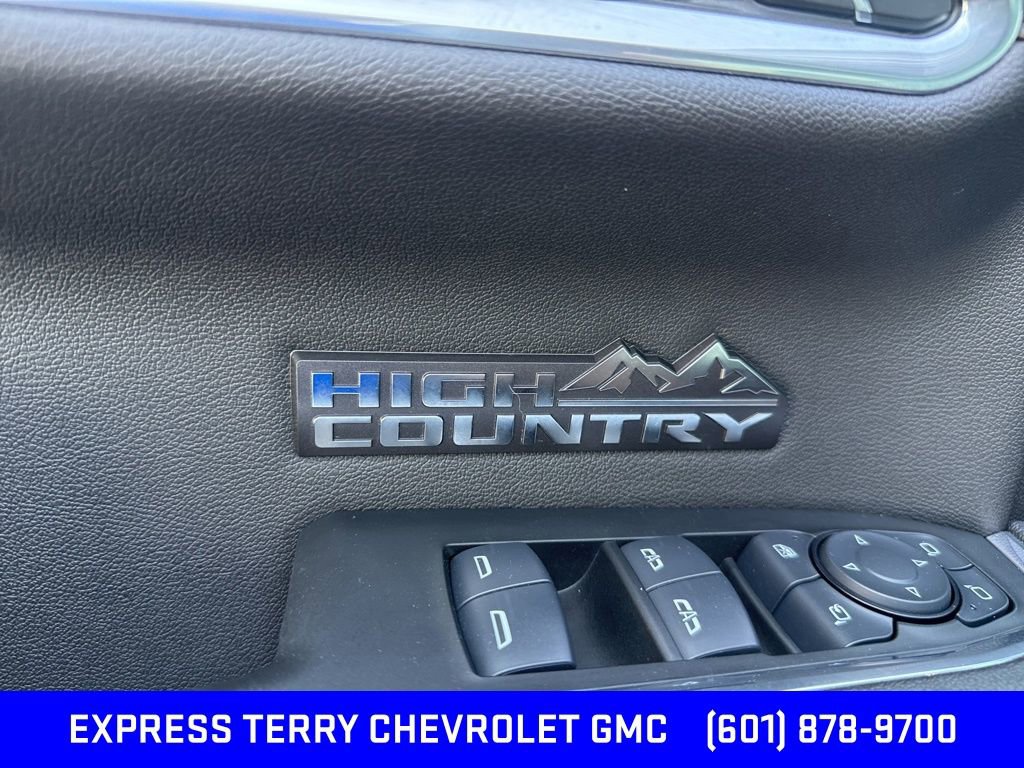 2024 Chevrolet Silverado 1500 High Country photo 32