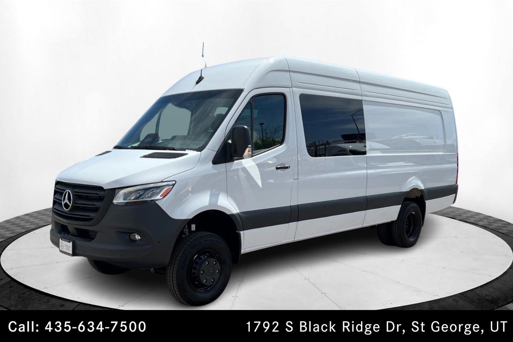 2025 Mercedes-Benz Sprinter Cargo Van Base's photo