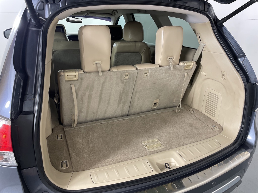2014 Nissan Pathfinder SL photo 38