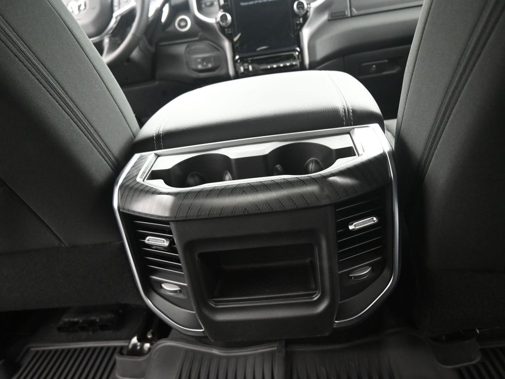 2025 Ram 2500 Big Horn photo 21