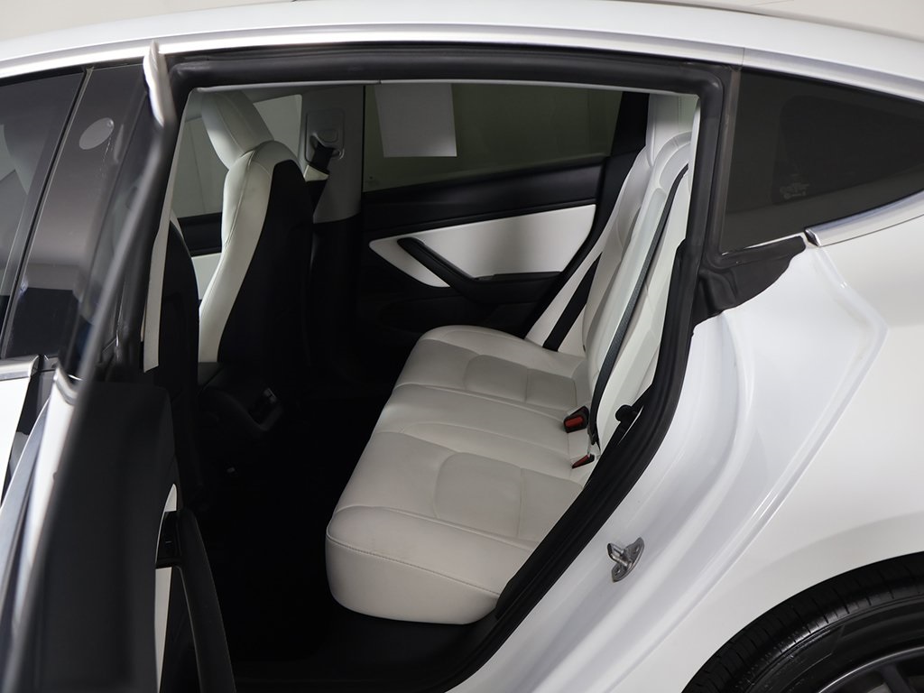 2020 Tesla Model 3 Long Range photo 26