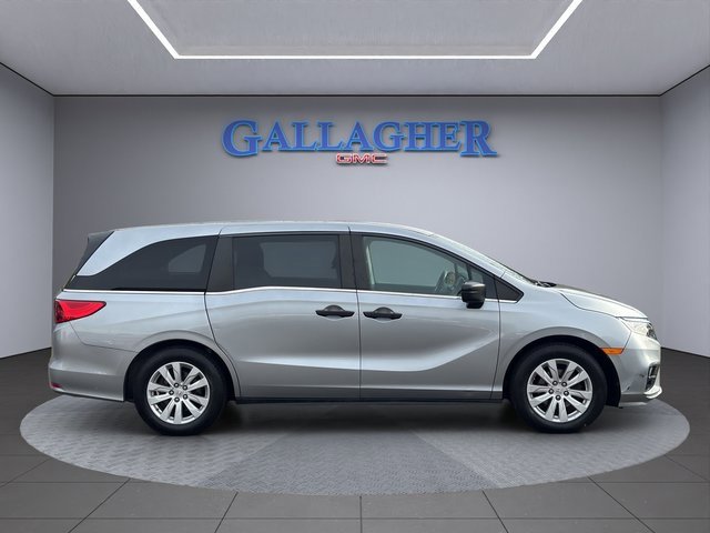 2019 Honda Odyssey LX photo 3