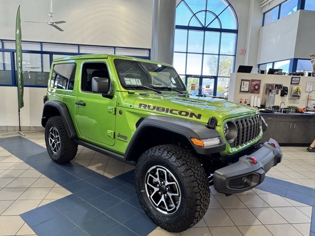 2025 Jeep Wrangler Rubicon photo 4