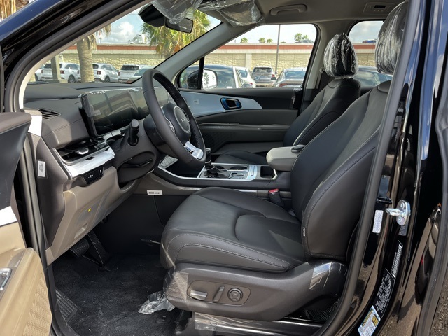 2026 Kia Carnival LXS photo 14