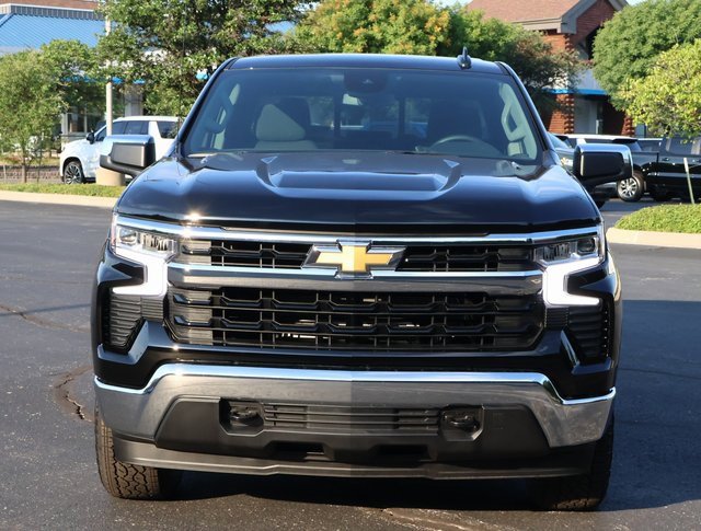 2025 Chevrolet Silverado 1500 LT photo 22