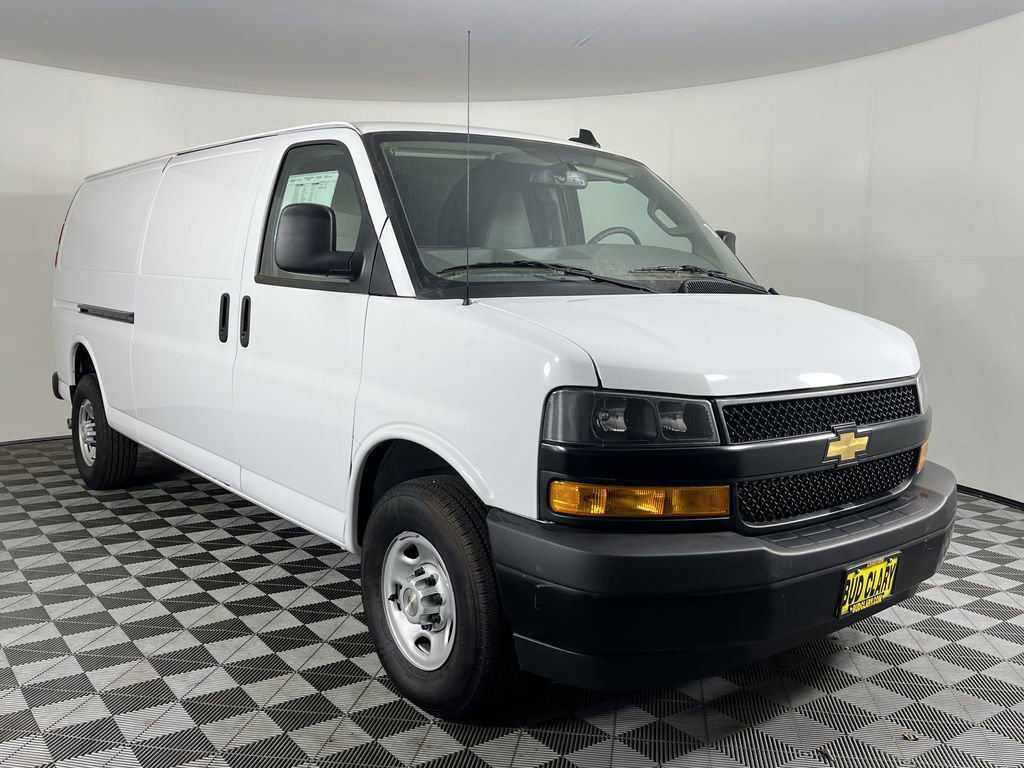 2024 Chevrolet Express Cargo Van 3500 photo 3
