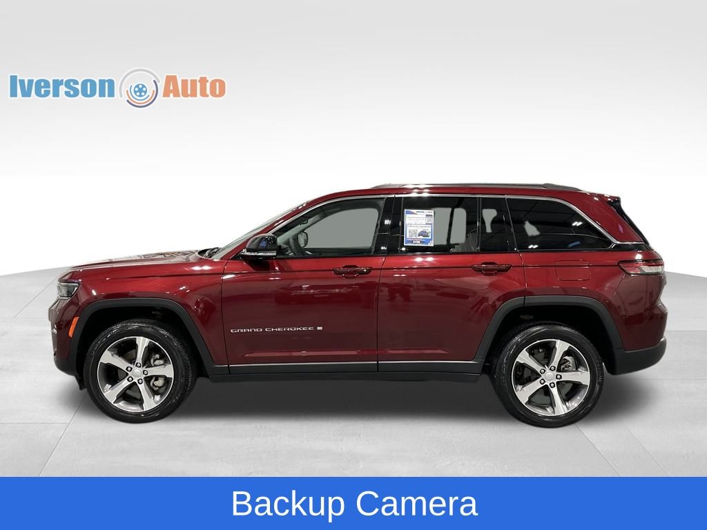 2023 Jeep Grand Cherokee Limited photo 2