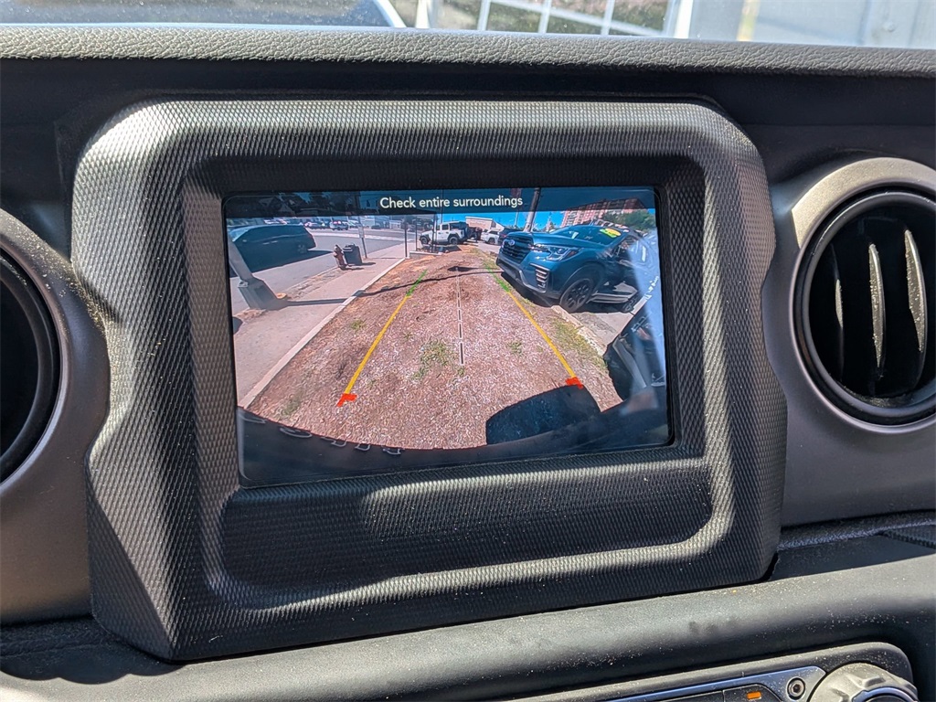 2021 Jeep Wrangler Unlimited Willys photo 13