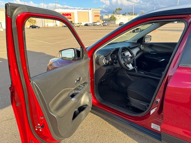 2023 Nissan Kicks SV photo 22
