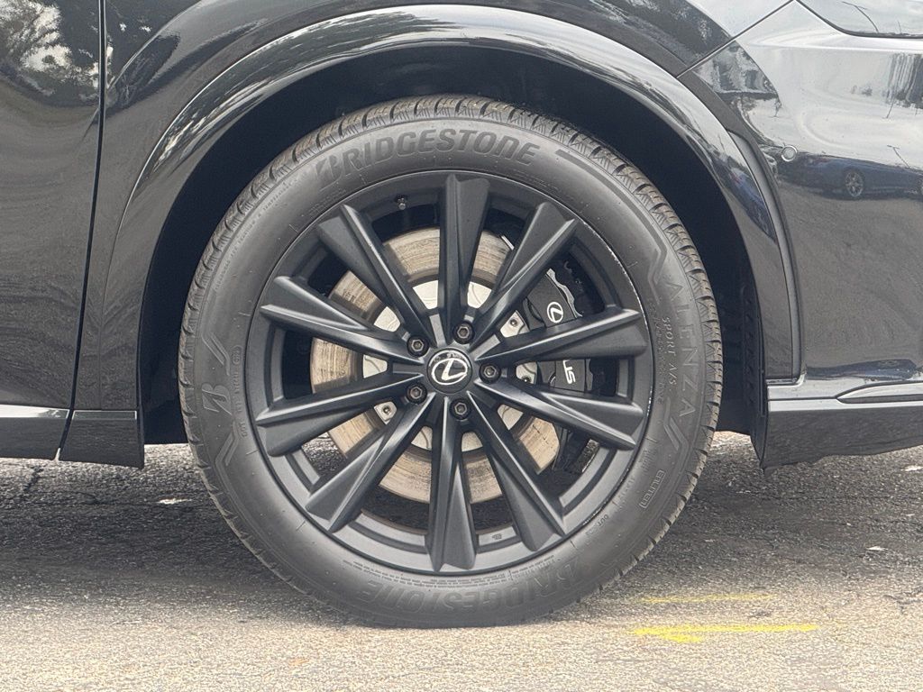 2023 Lexus RX 500h F SPORT Performance photo 3