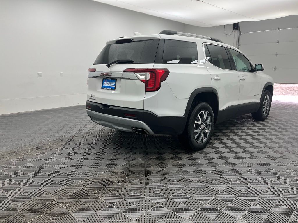 2023 Gmc Acadia SLT photo 16