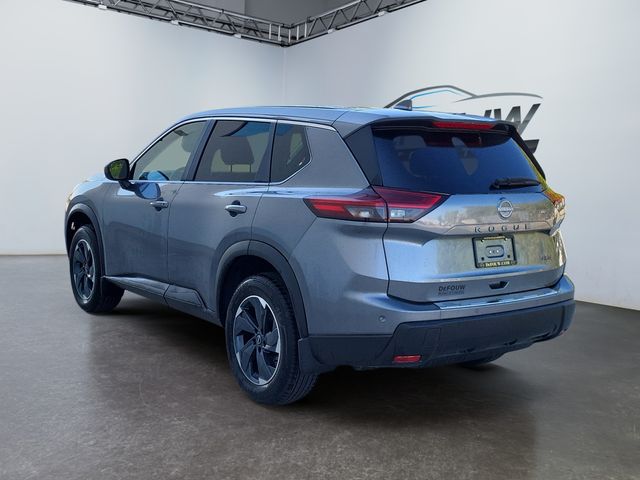 2026 Nissan Rogue SV photo 5