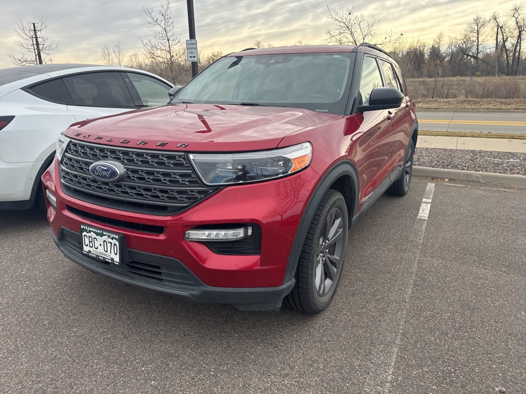 2022 Ford Explorer XLT photo 2
