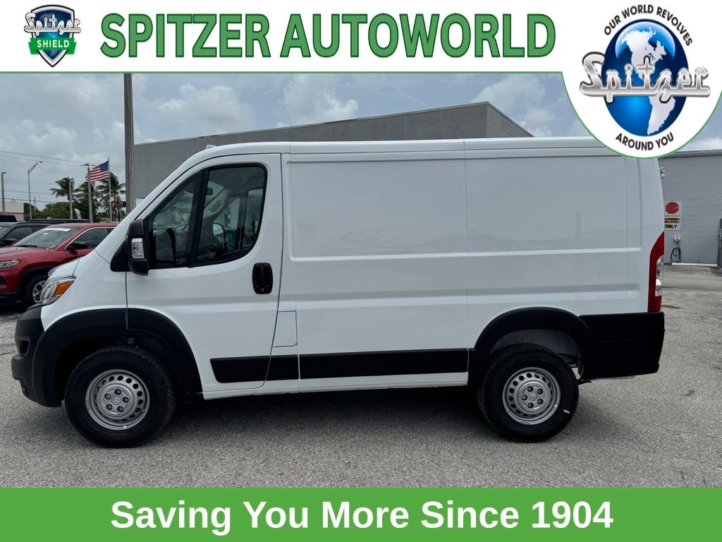2025 Ram ProMaster 1500 photo 3