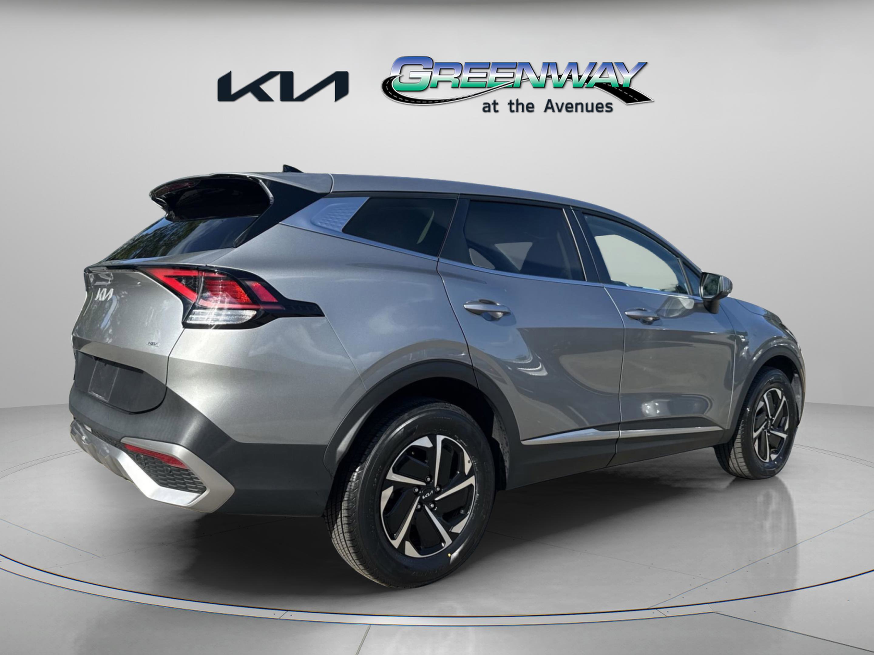 2023 Kia Sportage Hybrid LX photo 4