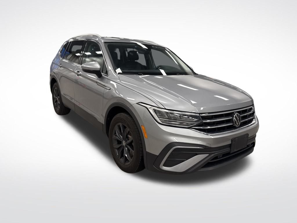 2024 Volkswagen Tiguan SE Wolfsburg Edition photo 2