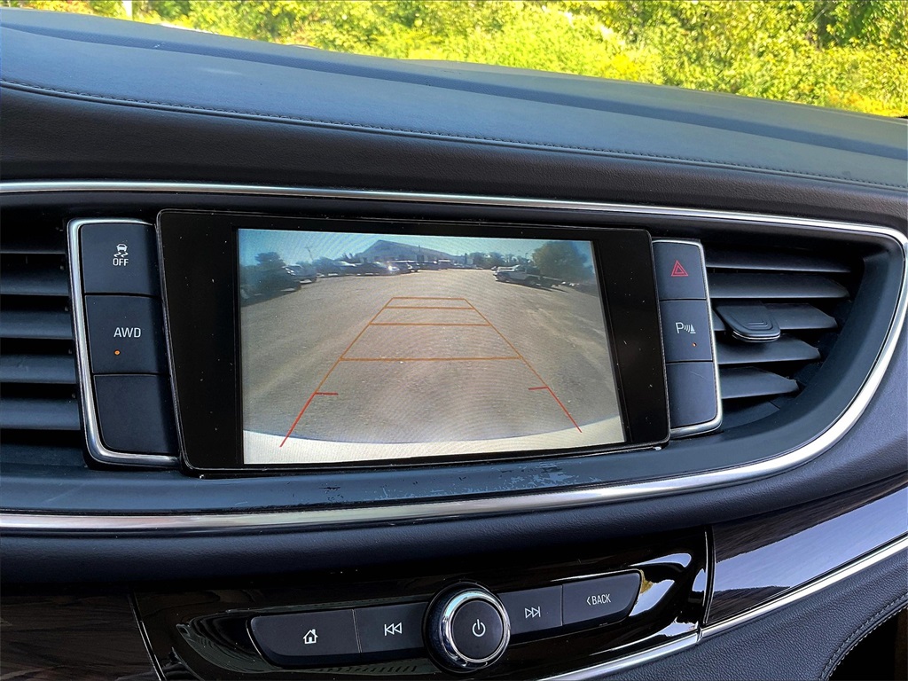 2018 Buick Enclave Essence photo 15